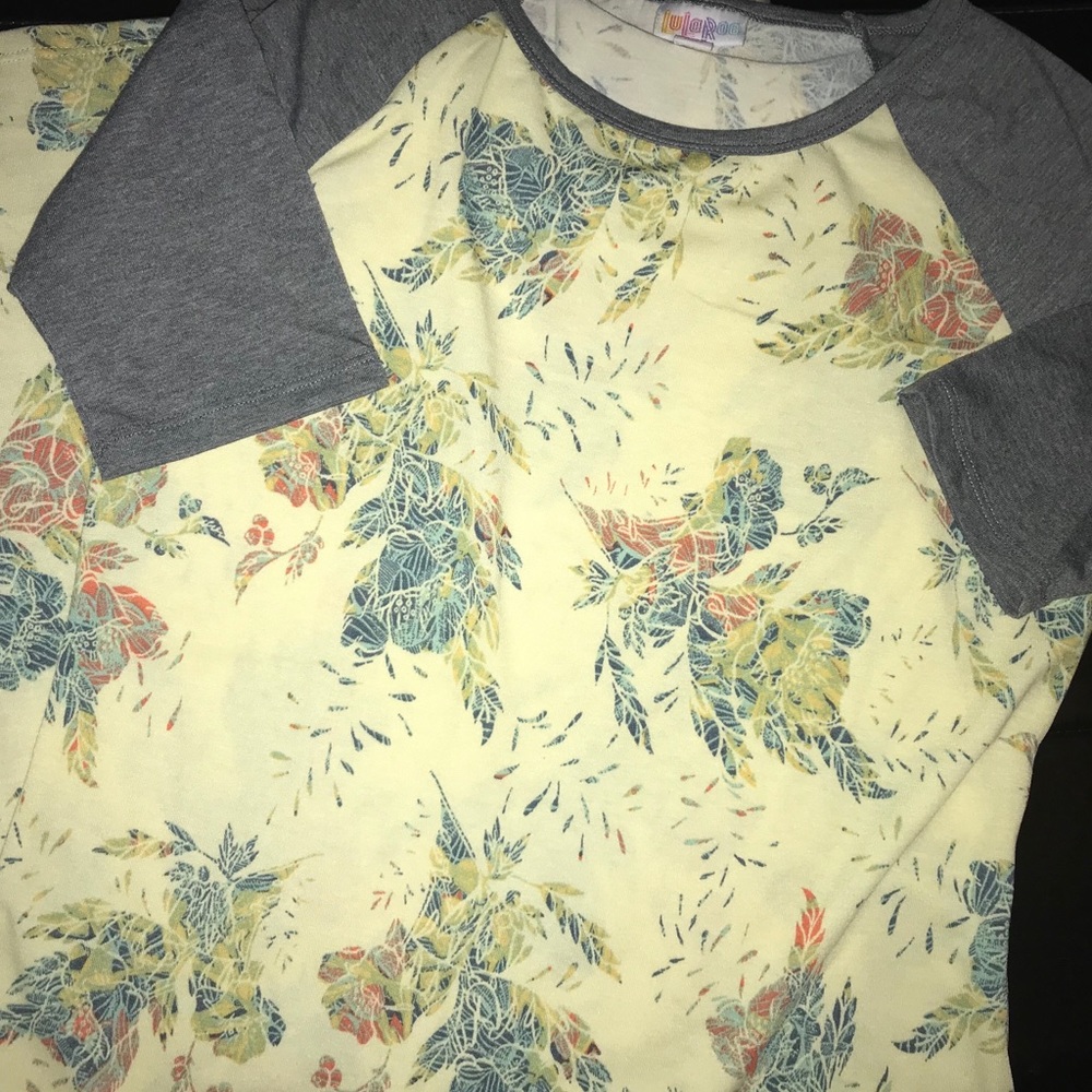 Small NWOT Unicorn Julia - LuLaRoe